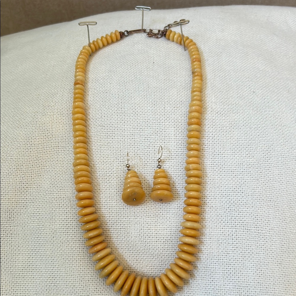 Elegant Yellow Argonite stone Beaded Rondell  Necklace and Earring Set